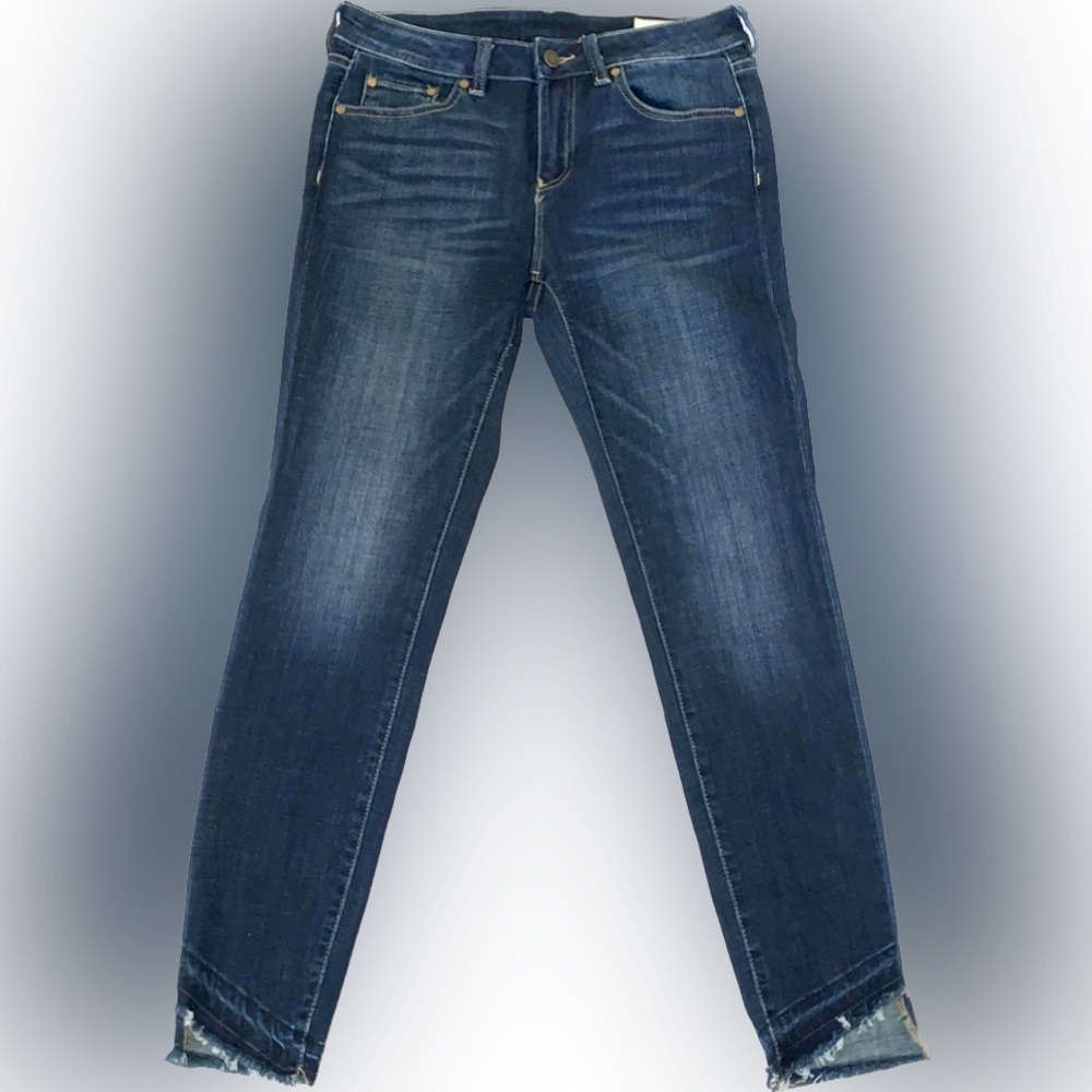 Vince Camuto Womens Jeans Size 27 Size 4 Dark Blue Wash Slim Leg Raw Angled Hem